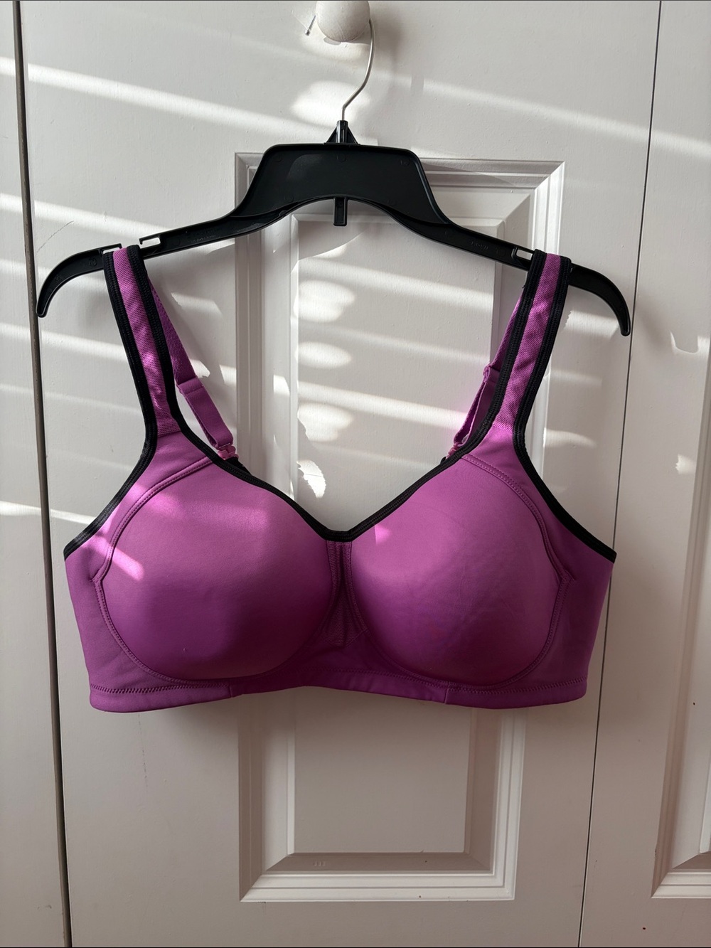 Vanity Fair Seamless Support Sports Bra Size 40C Purple